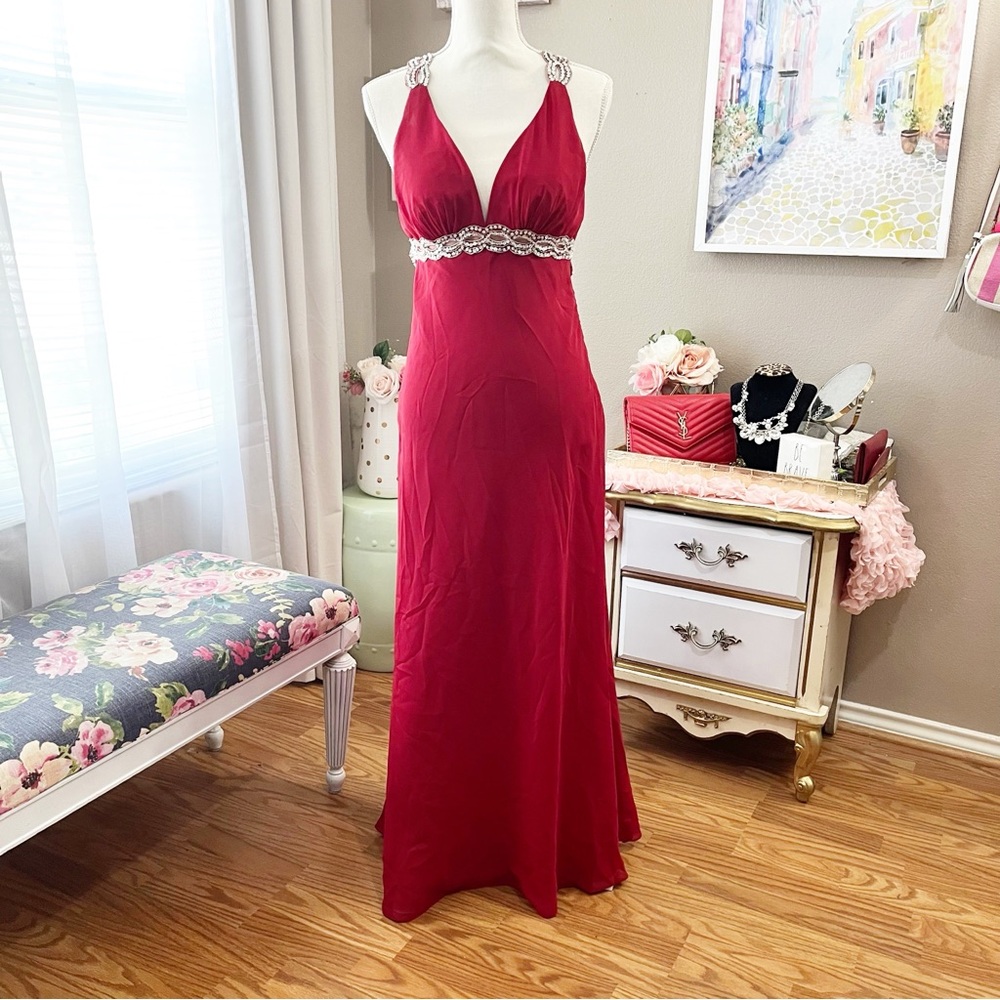 Faviana Red Prom Dress Gown size 6
